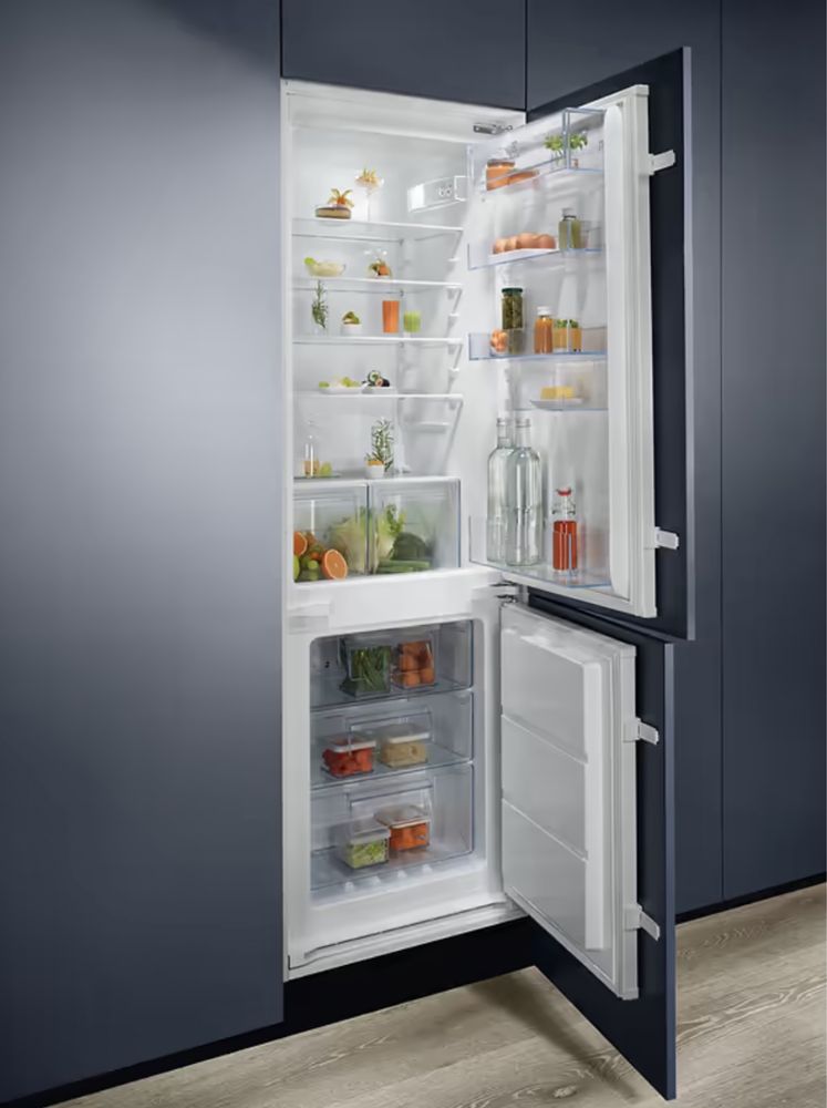Вбудований холодильник Electrolux RNT6NE18S