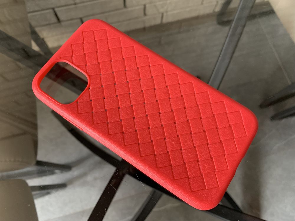 Чехол Waving Case Red для IPhone 11, (плетенный)