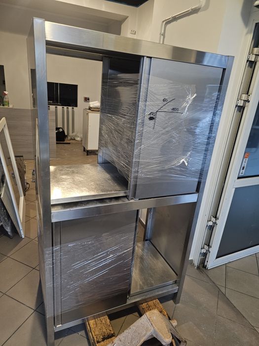 Szafa przelotowa gastronomiczna, dodatkowe półki.  Stal nierdzewna