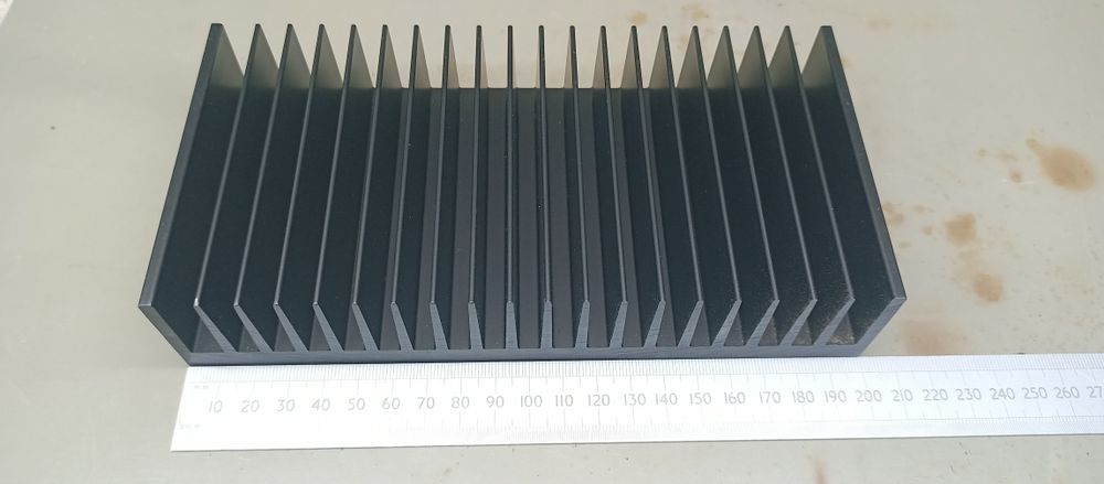 Продам радіатор охолодження