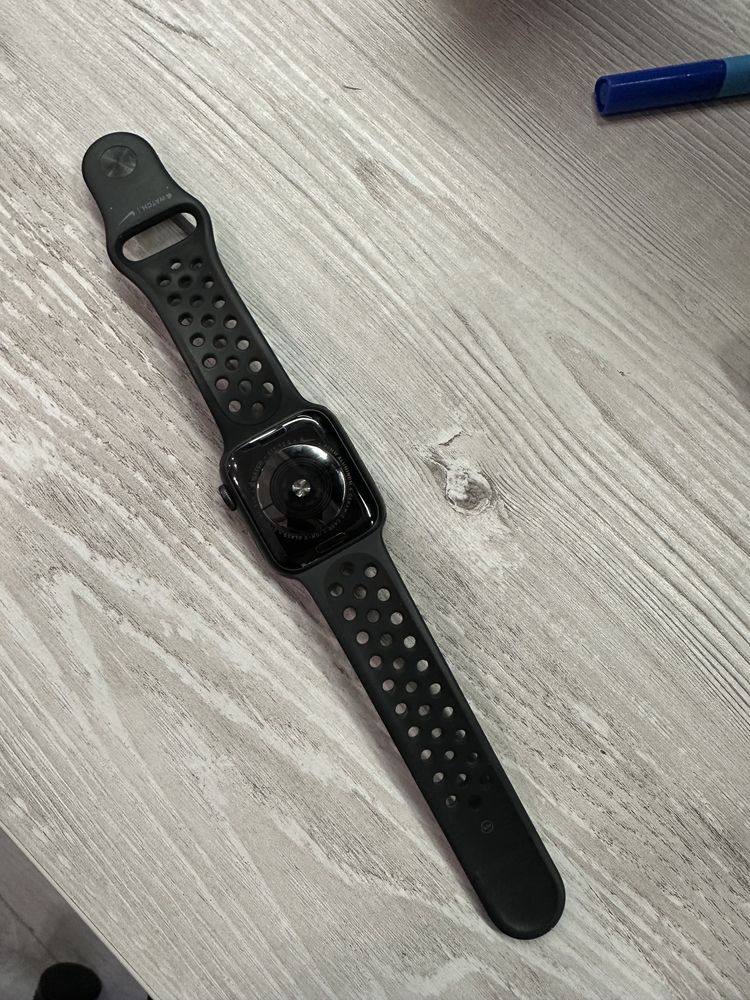 Apple watch series 5 nike 40 mm