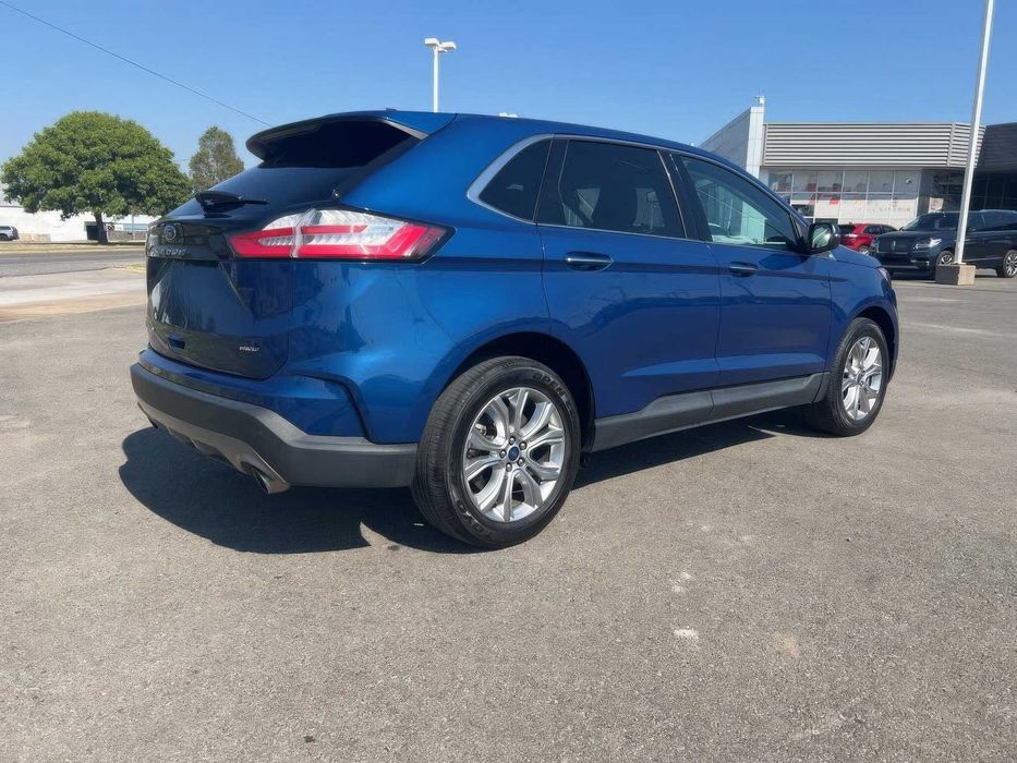 Ford Edge Titanium      2022