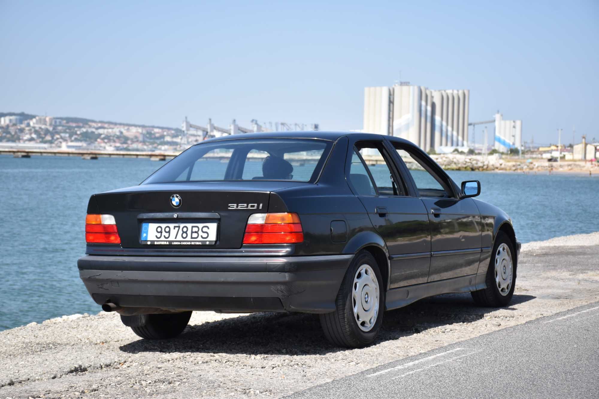 BMW E36 320i Clássico