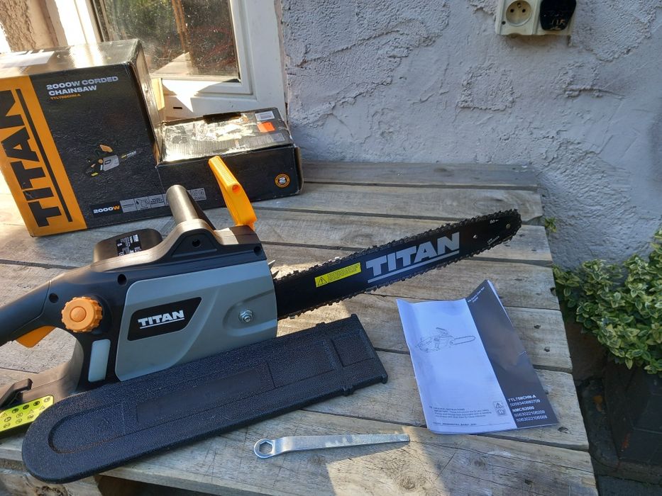 Piła łańcuchowa Titan 2000 W