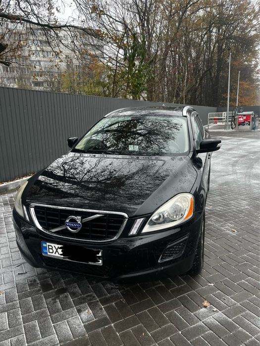 Volvo xc60 3.0t6 2011