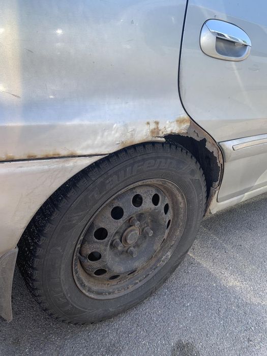 Продам двигун 2.0 CRDi (D4EA) Кia Carens, а також богато запчастин