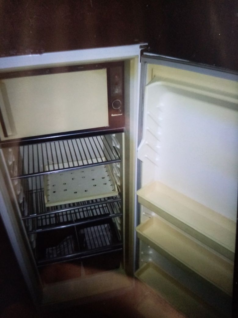 Снайге Холодильник