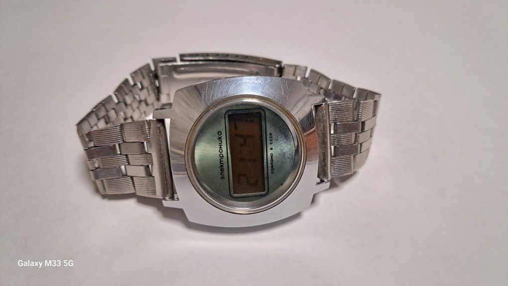 Продам часы Электроника 3049. СССР