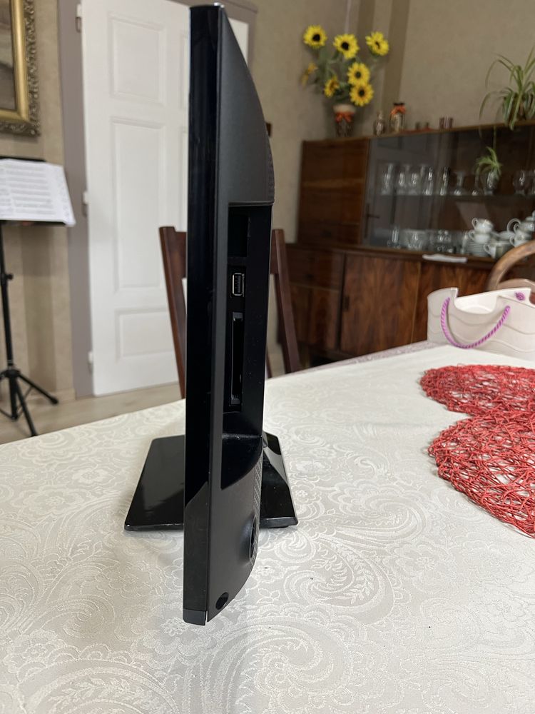Telewizor LED Samsung UE22K5000 22 cale Full HD