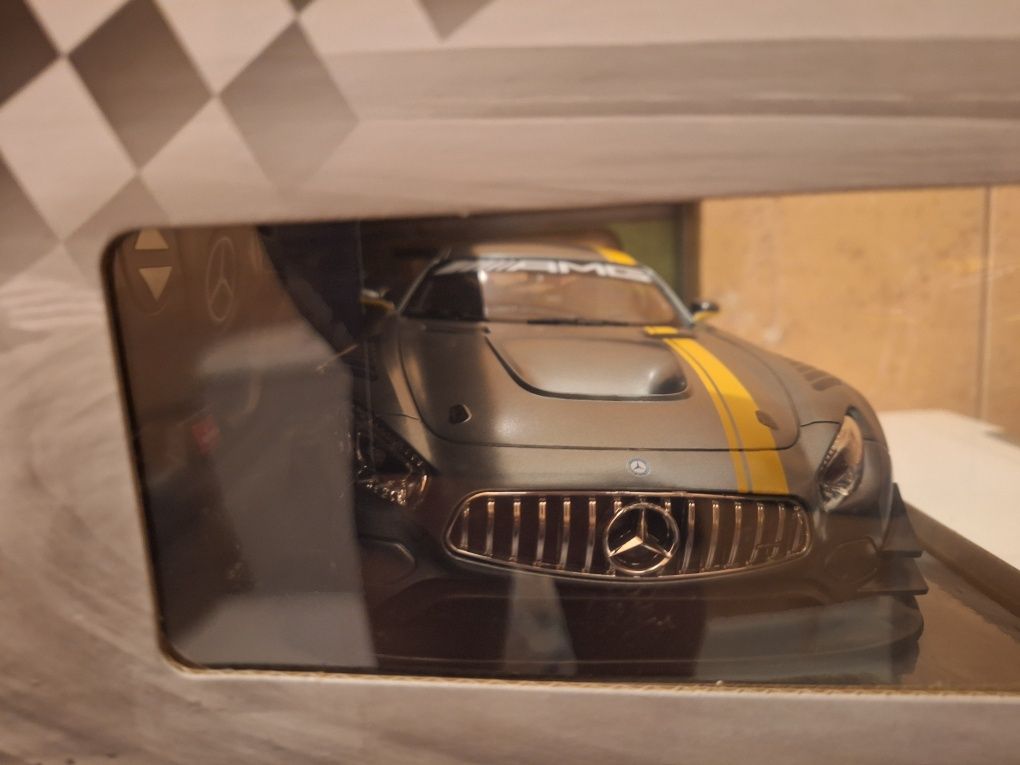 Auto zdalnie sterowane Rastar Mercedes benz AMG GT3  RC R/C skala 1:14