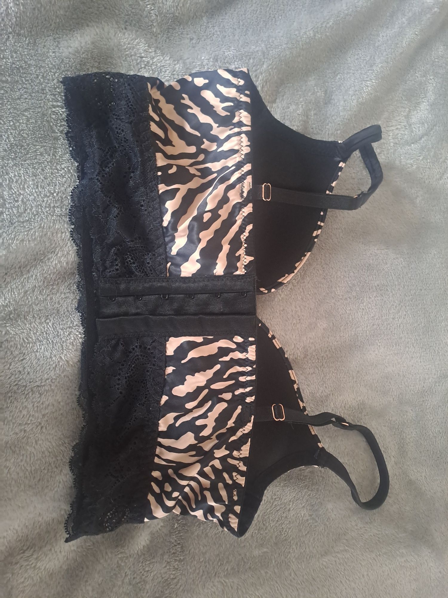 Intimissimi biustonosz 75B Simona super push up zebra