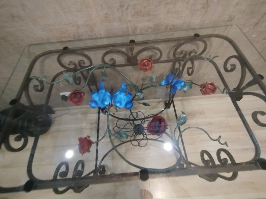 Продам кованный стол