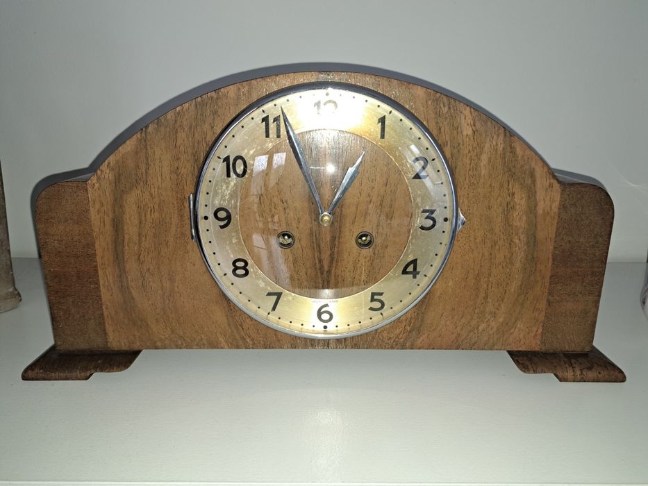 Zegar kominkowy Junghans