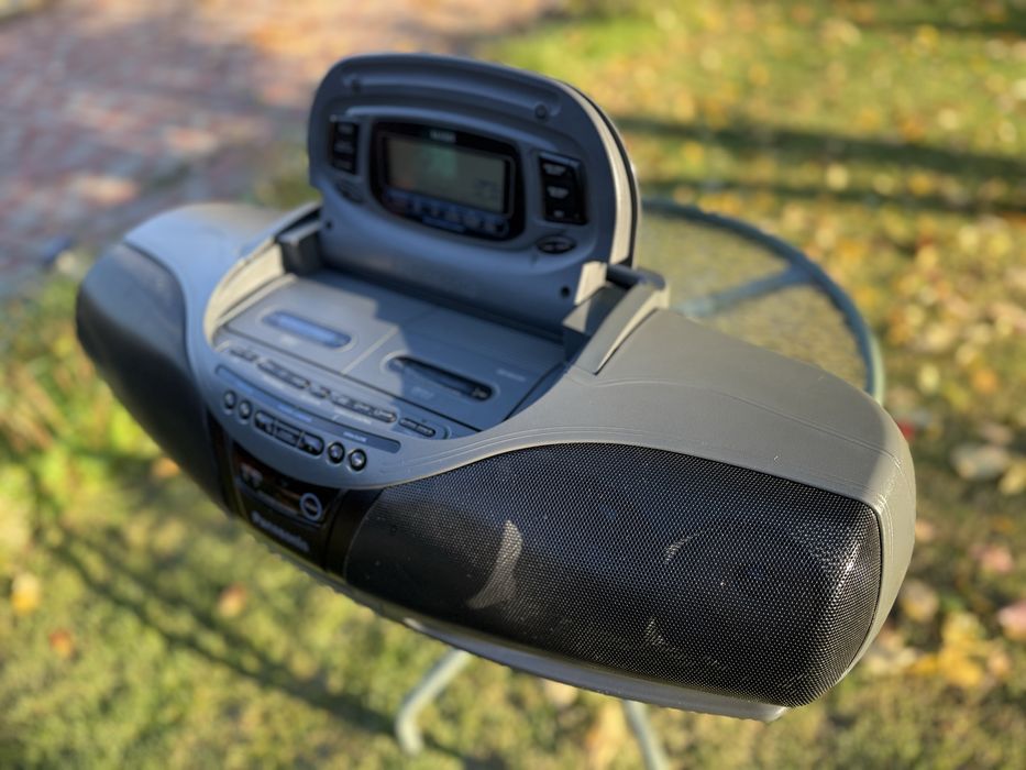 Продам магнитолу Panasonic RX-DT 75