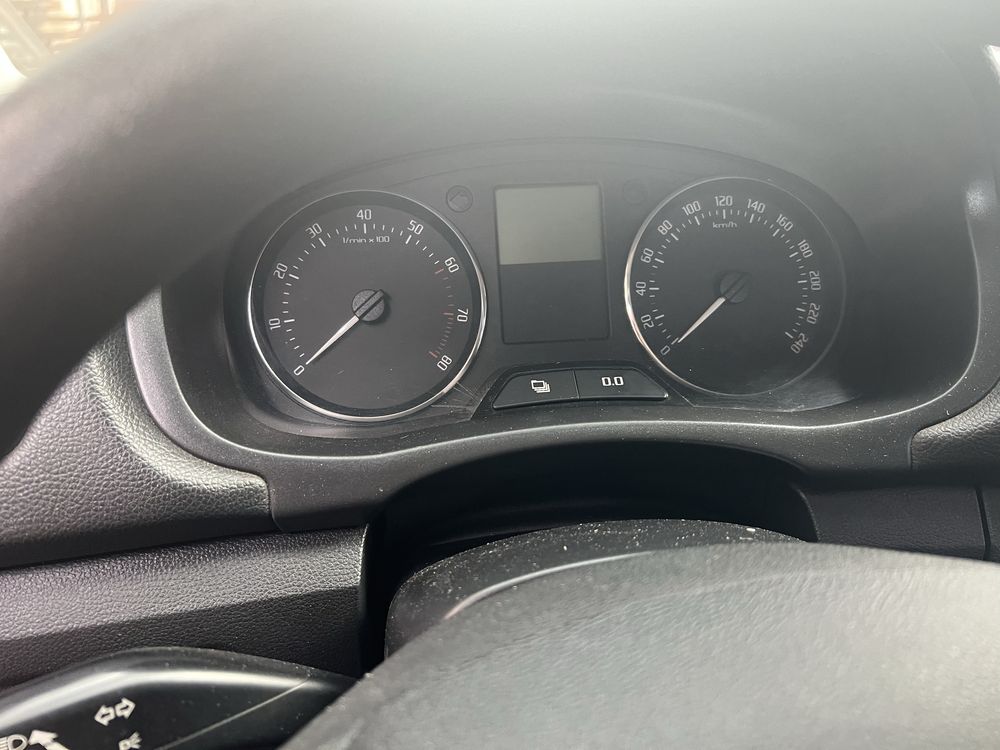 Skoda fabia 1.4 2012