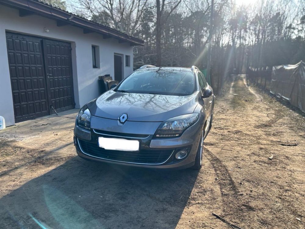 Renault Megane 3 na czesci TEKNG maska drzwi zderzak klapa hak silnik