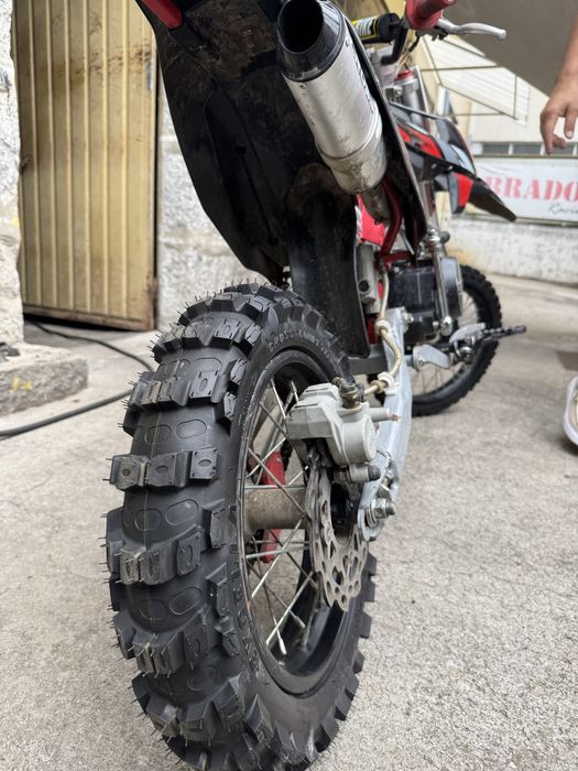 Esta nova reviso feita