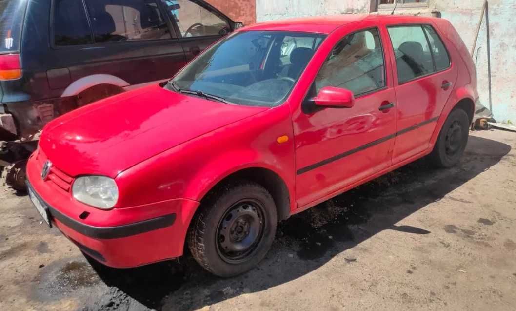 Разборка Volkswagen Golf 4 1.4 1.6 1.8 1.8T 1.9TDI 2.0