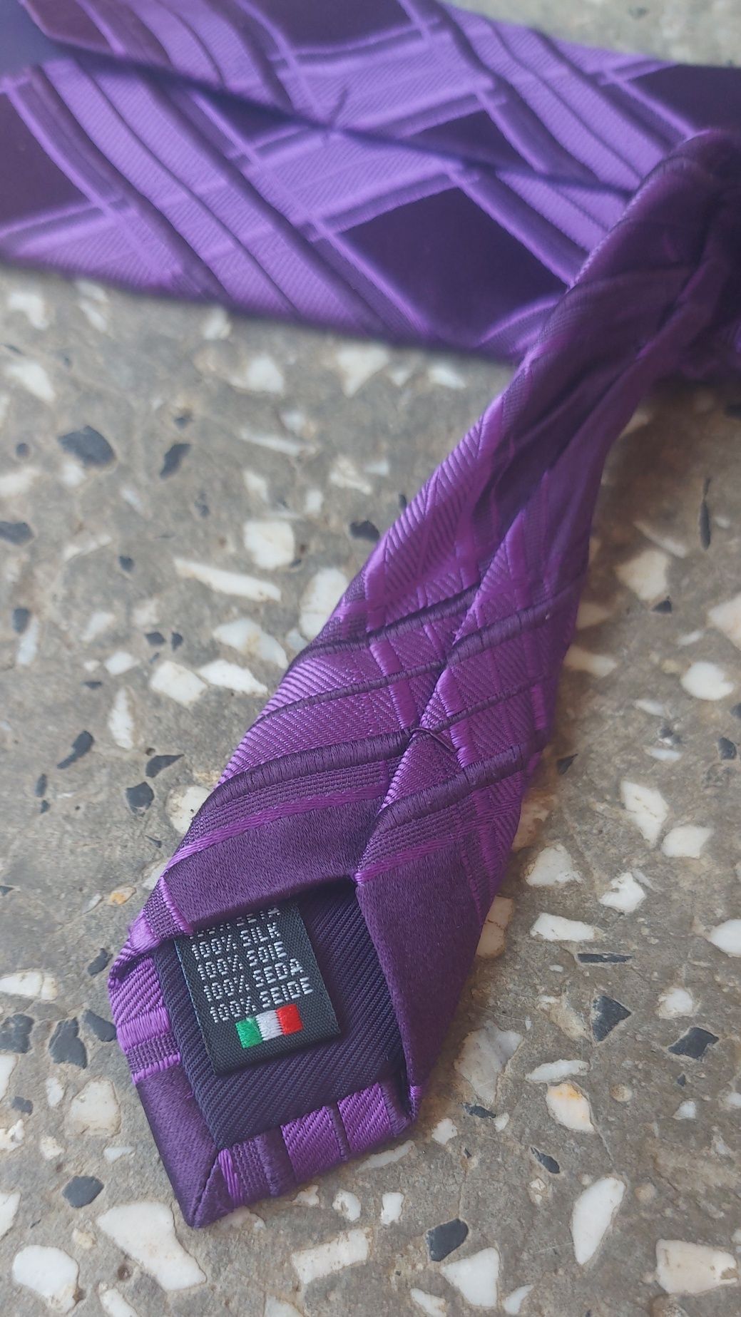 krawat jedwabny 100% jedwab silk fioletowy wzory