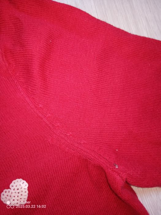Czerwony sweterk hm 122 cm