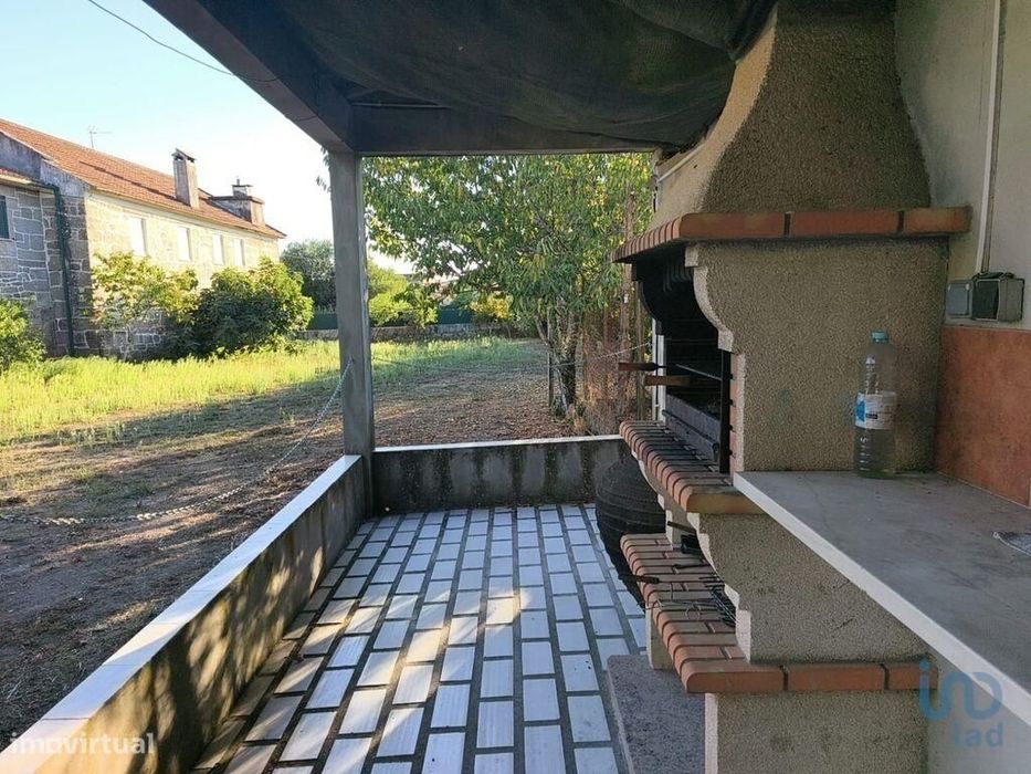 Casa / Villa T5 em Canas de Senhorim de 760,00 m2