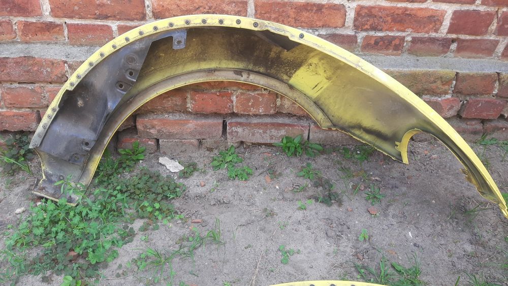 Vw new beetle Błotnik prawy lub lewy przedni 98-10