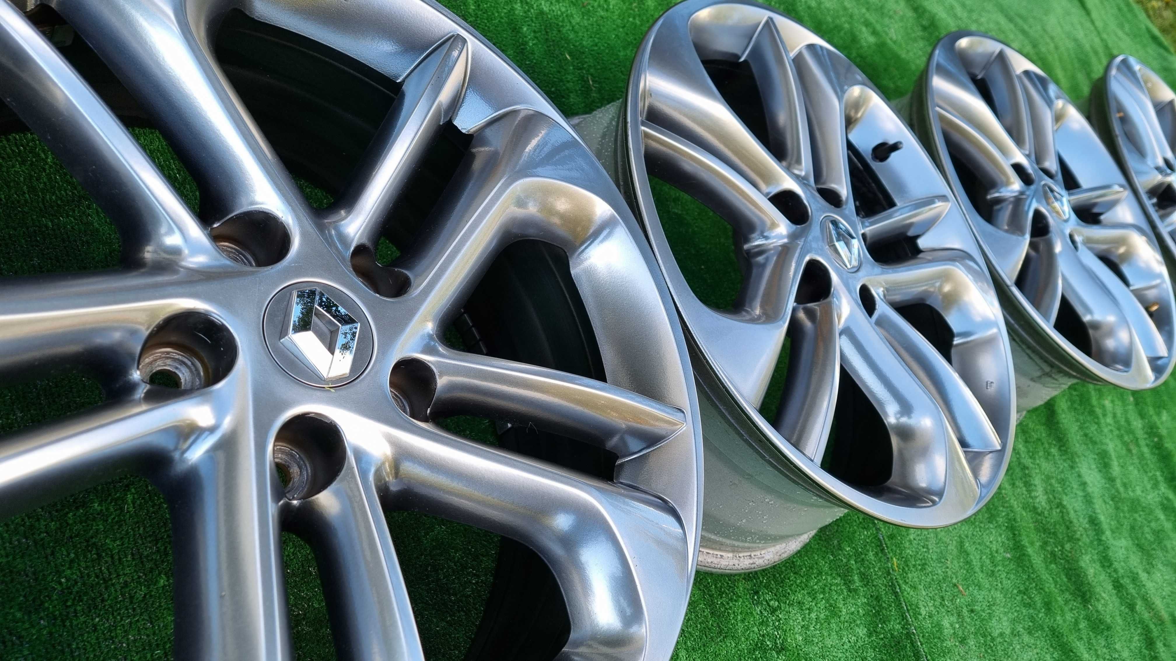 Титанові Диски Оригінали Renault R18 5x114.3 ЕТ40, 403005871R