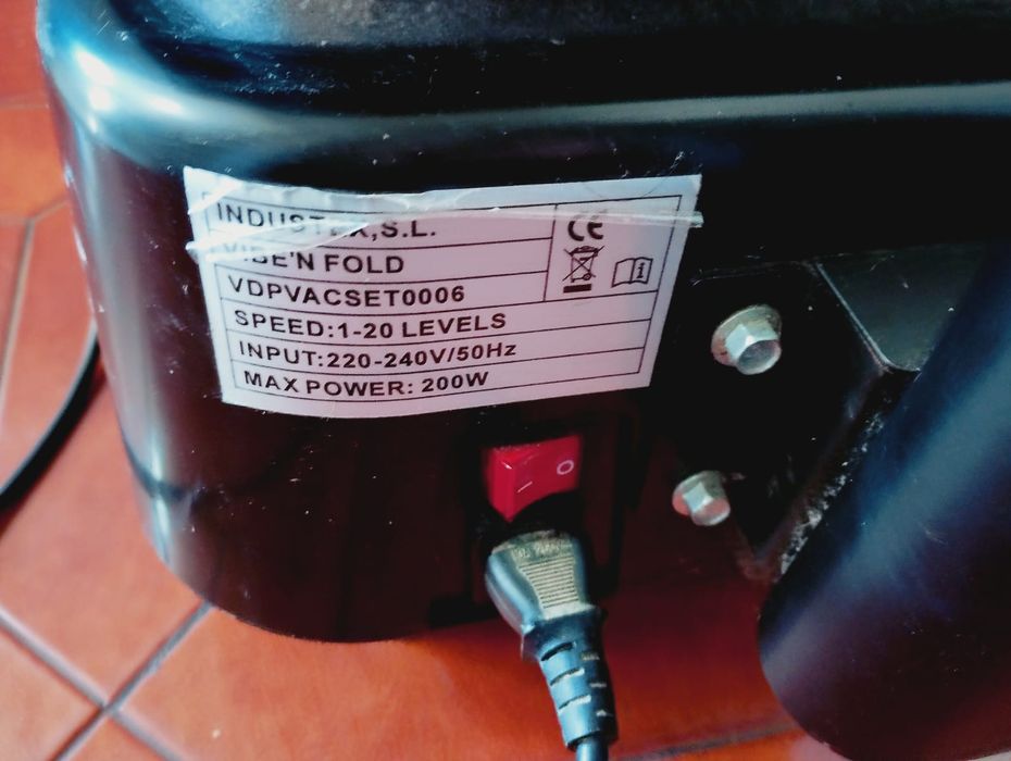 Plataforma vibratória vibratória Vibe'n Fold usada
