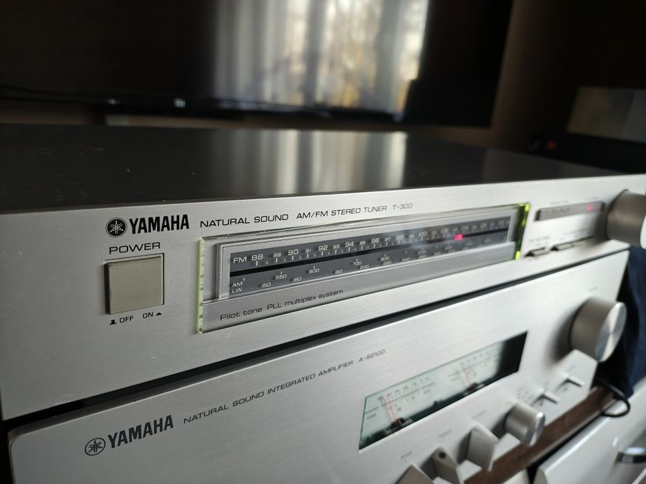 Tuner radiowy Yamaha T-300 natural sound Vintage Japan