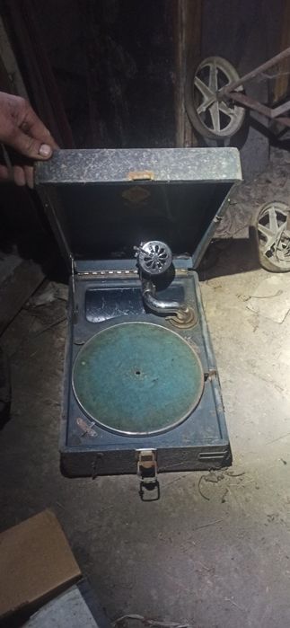 Граммофон! Год изготовления 1938!