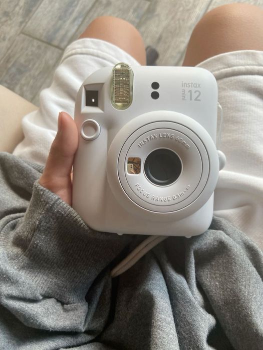 Фотоапарат Fujifilm INSTAX mini 12