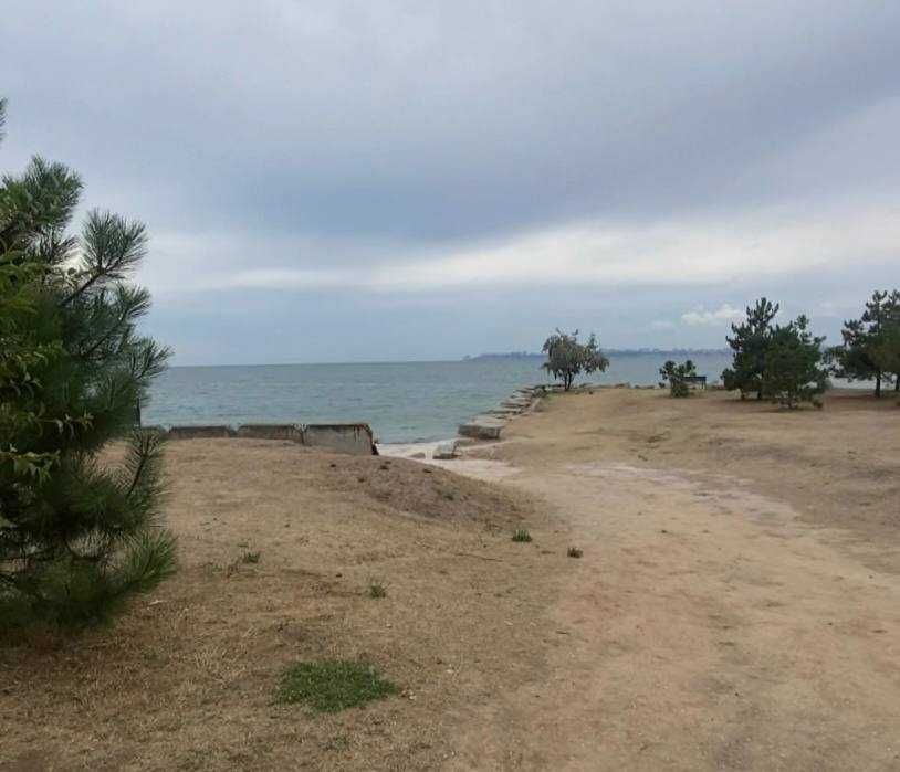Продам земельну ділянку на березі моря!