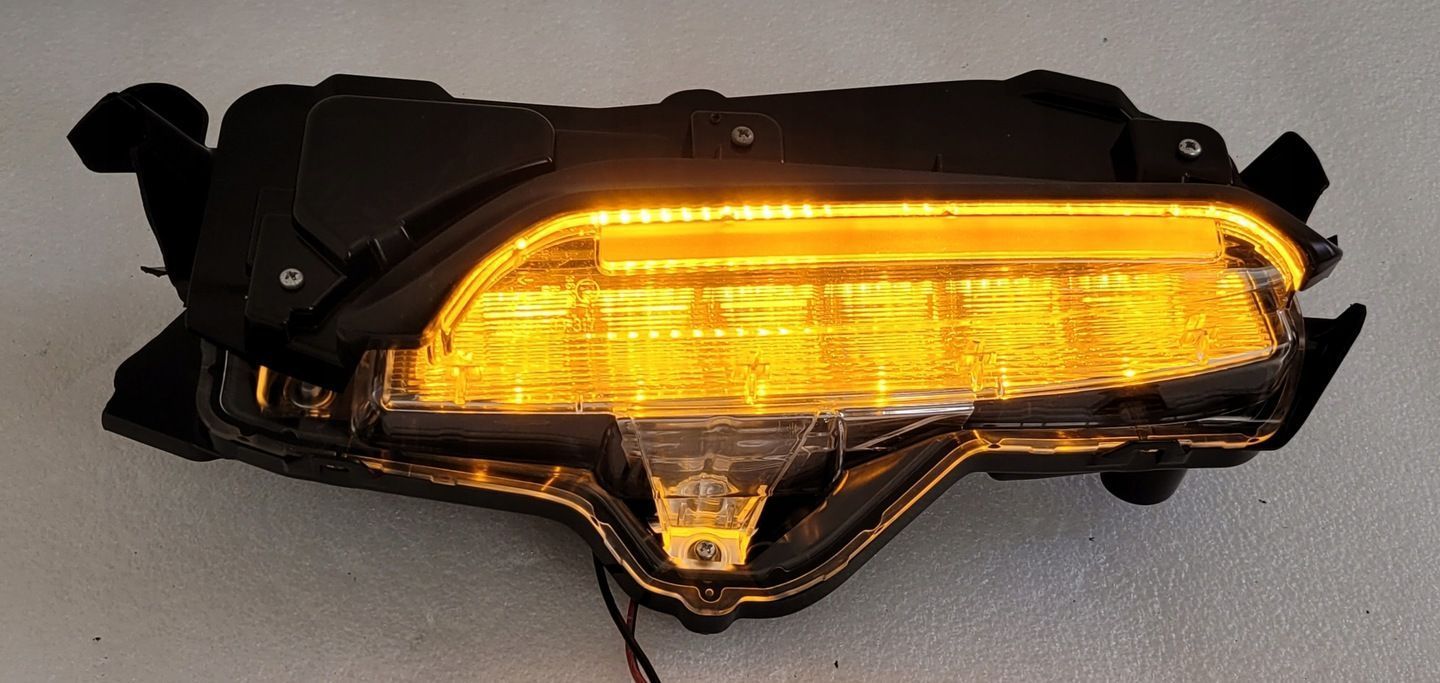 HALOGEN LEWY LED TOYOTA YARIS CROSS 2020- KOITO 0D-317