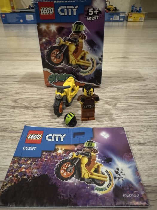 Лего мотоцикл,оригинал,идеальное состояние