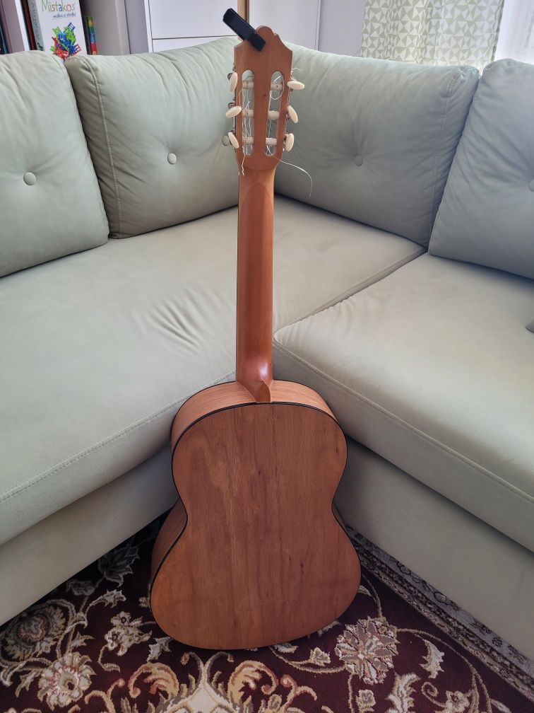Gitara klasyczna Yamaha C40M 4/4