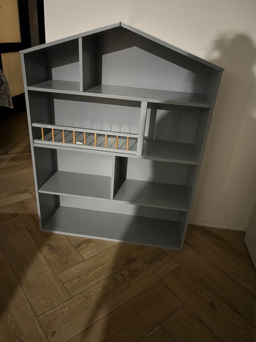 Regał domek dla lalek półki