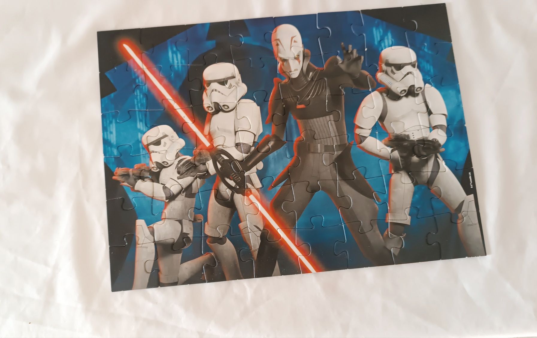 2 puzzles STAR WARS 4/5 anos