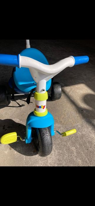 Triciclo criança