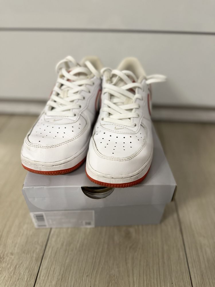 Кроссовки Nike Air Force