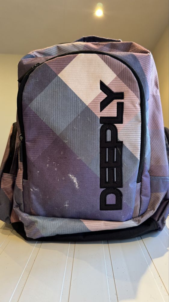 Mochila multicolor da Deeply