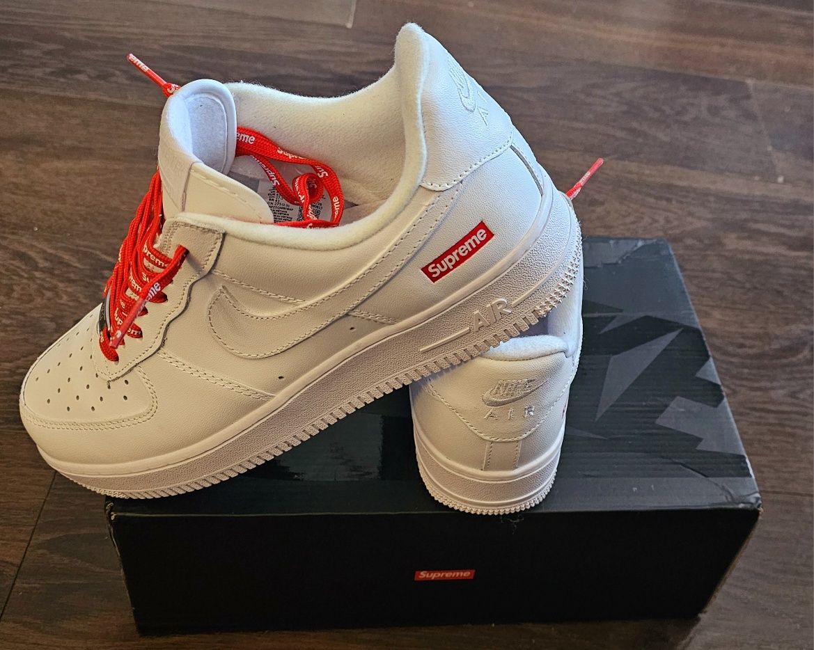 NIKE Air Force 1  Supreme Białe r.43