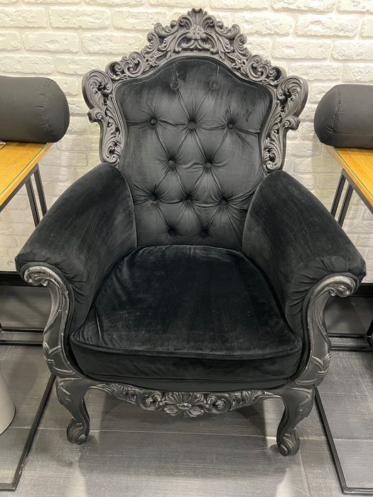 2 крісла бароко чорні