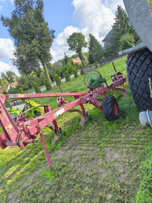 Pług Unia 4 skibowy 3+1