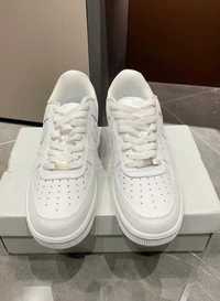 Nike Air Force 1 Low '07 White Eu 40