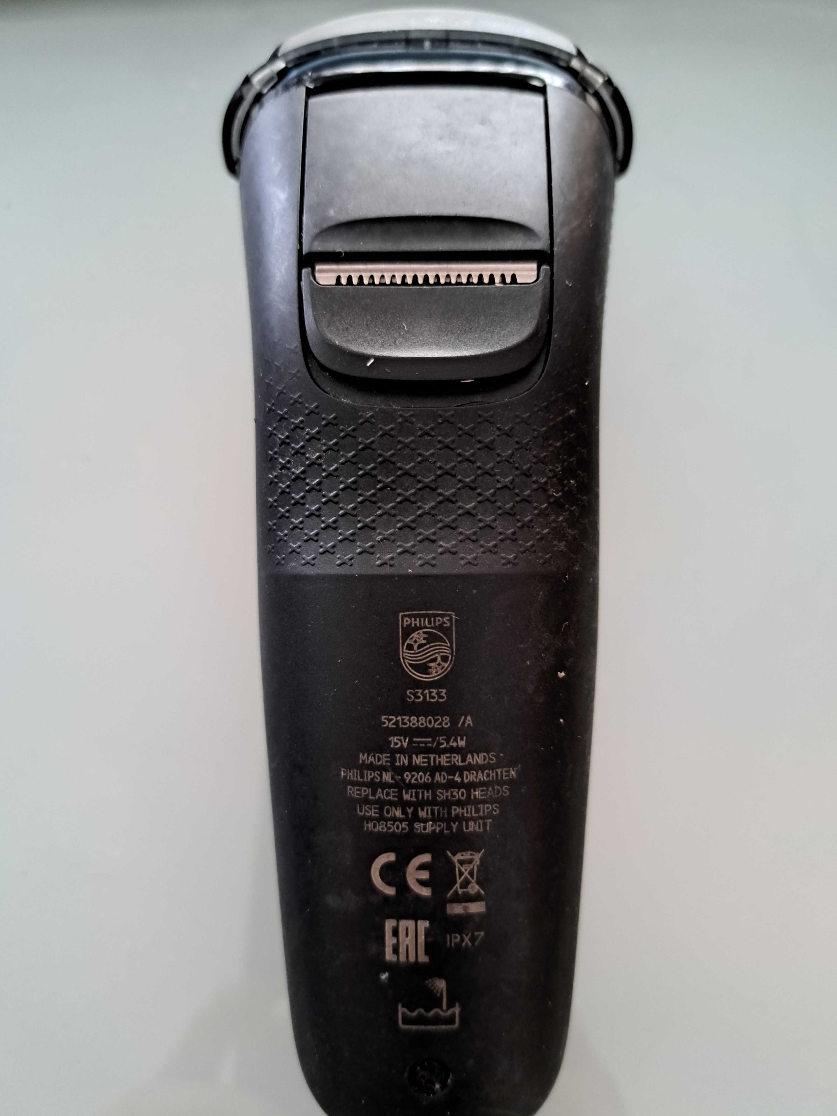 Maquina de Barbear Philips Series 3000