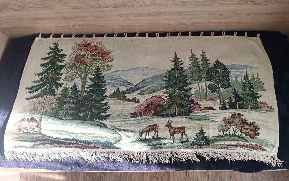 Колекція настінних ковриків - гобеленів "Олені"