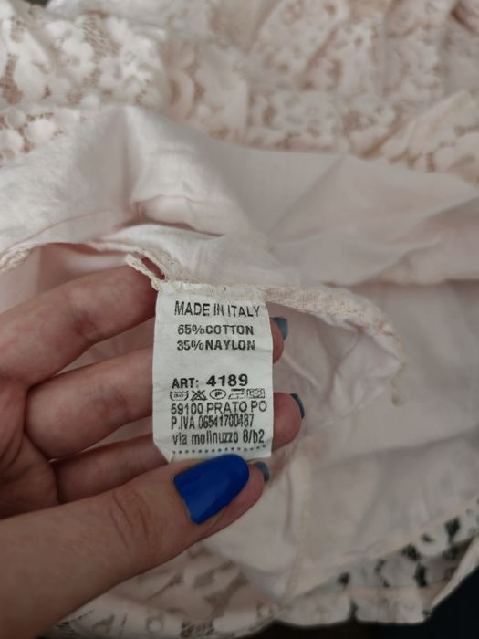 Ніжно-рожева мереживна сукня