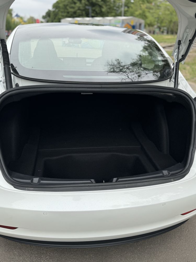 Tesla Model 3 2022 Standart Plus