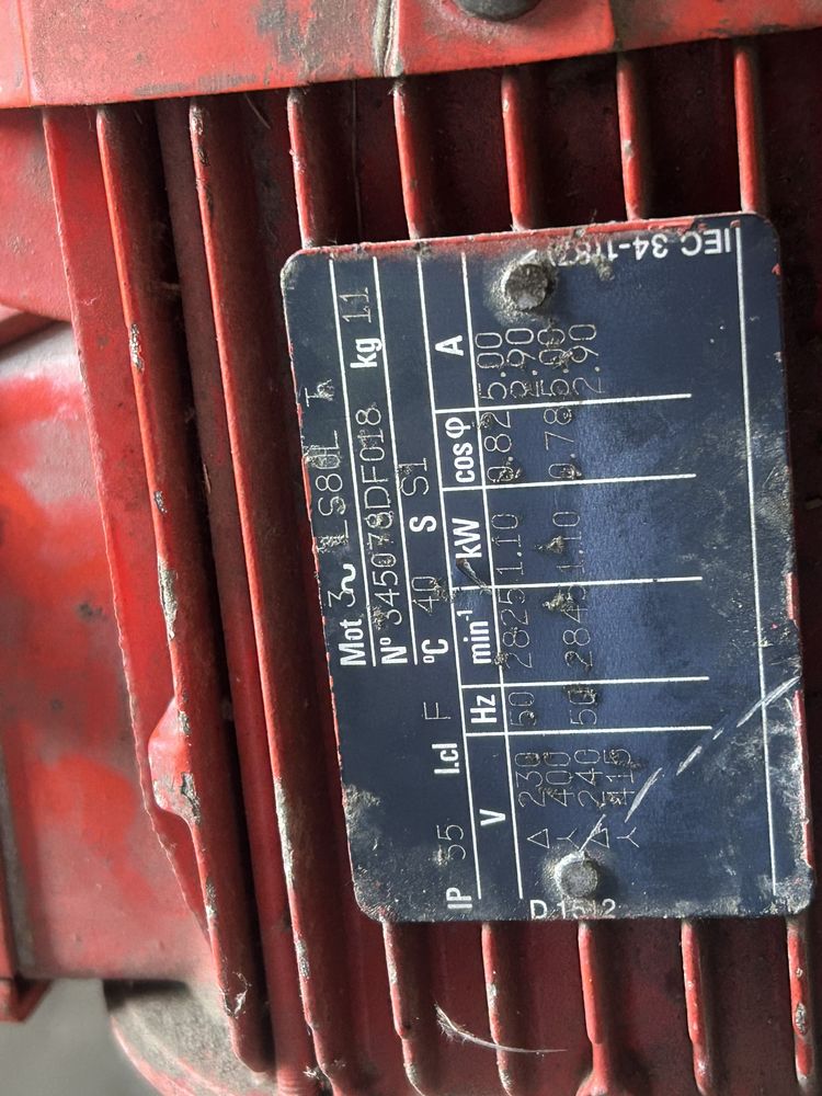 Pompa wody. Silnik elektryczny 3 fazowy 1.1KW