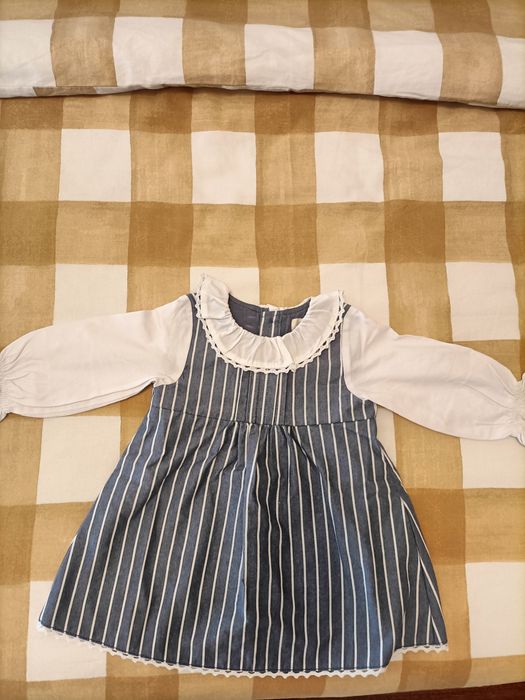 Vestido azul marinho